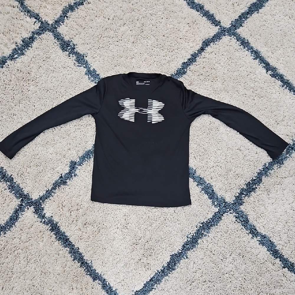 Under Armour Black and White Long Sleeve Top
